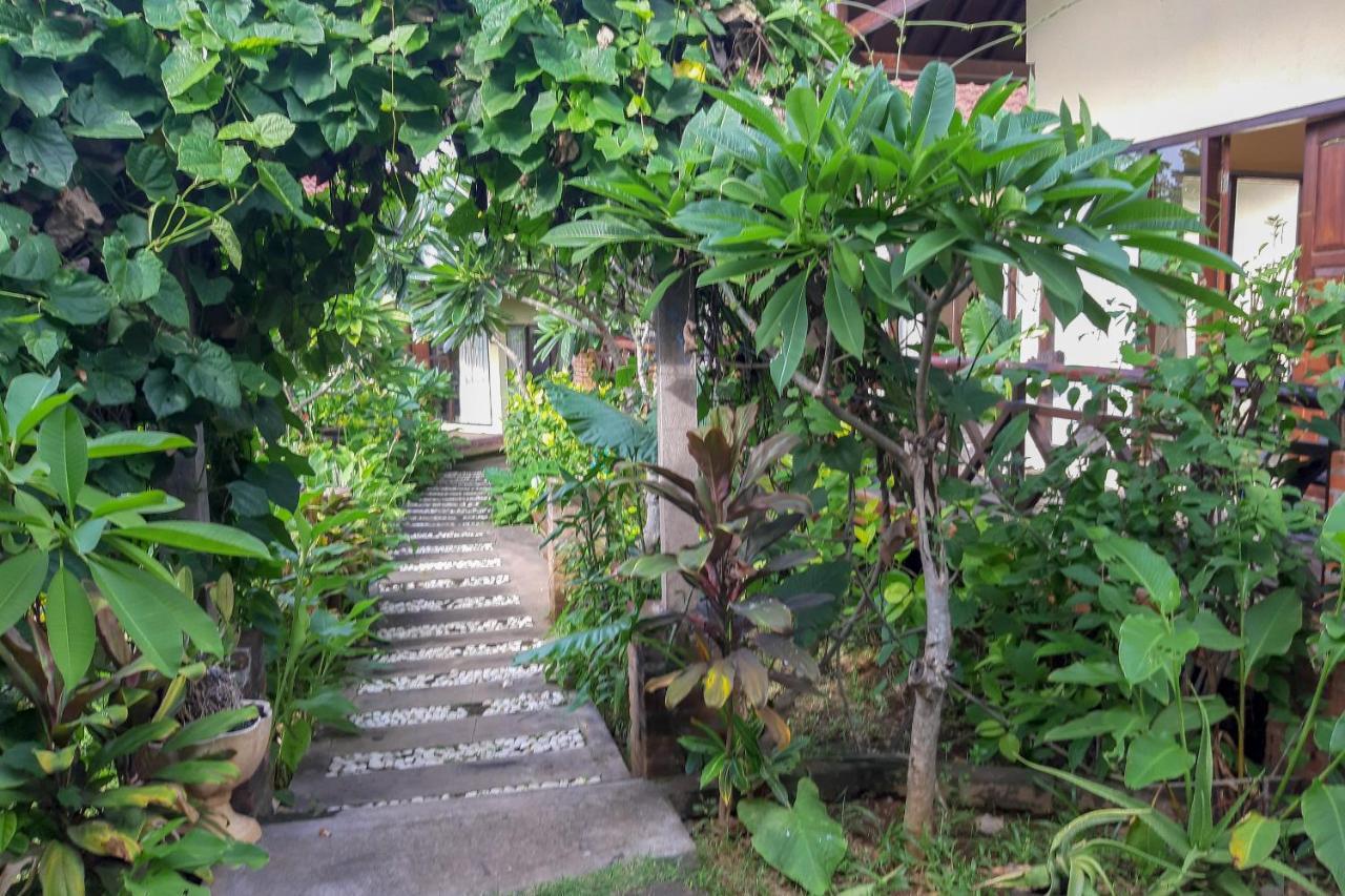 Oyo 3070 Villa Lovina Eco Lodge Eksteriør bilde